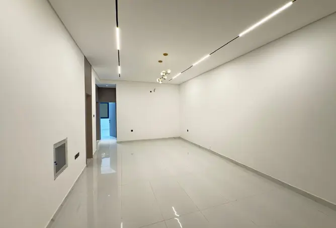 156344738 - Property Image 3