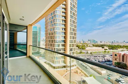 شقة - 2 غرف نوم - 3 حمامات للايجار في يونايتد سكوير - الخالدية - أبوظبي