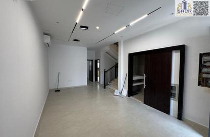 Townhouse - 5 Bedrooms - 6 Bathrooms for rent in Al Zaheya Gardens - Al Zahya - Ajman