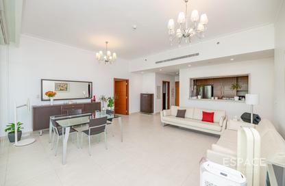 Apartment - 3 Bedrooms - 3 Bathrooms for rent in C1 - The Hills C - The Hills - Dubai
