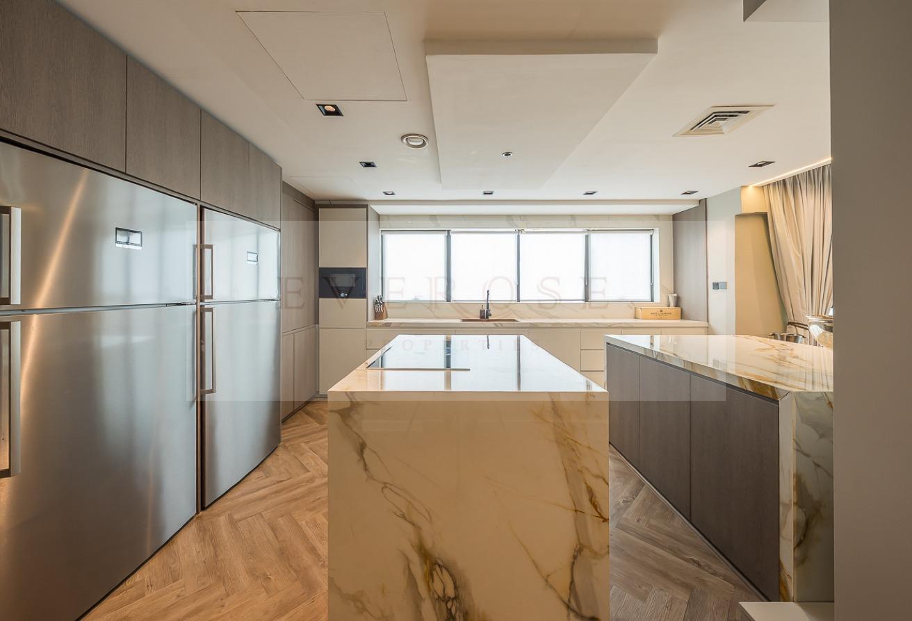 Ultra-Rare Duplex Penthouse with Private Pool photo 5