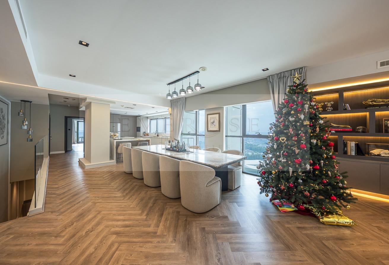 Ultra-Rare Duplex Penthouse with Private Pool photo 4