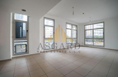 Apartment - Studio - 1 for rent in Oasis Residence - Barsha Heights (Tecom) - Dubai