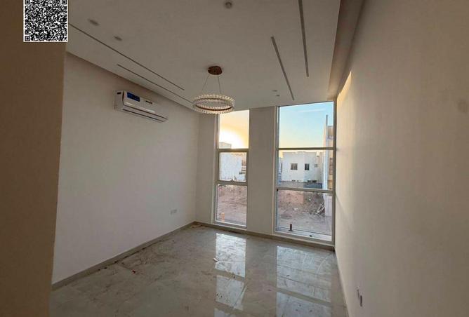 100852646 - Property Image 3