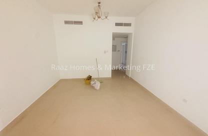 Apartment - 1 - 1 for rent in Bu Tina - Al Sharq - Sharjah Apartment - 1 - 1 for rent in Bu Tina - Al Sharq - Sharjah