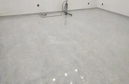 Shop - Studio for sale in Empire Heights Podium - Empire Heights - Business Bay - Dubai