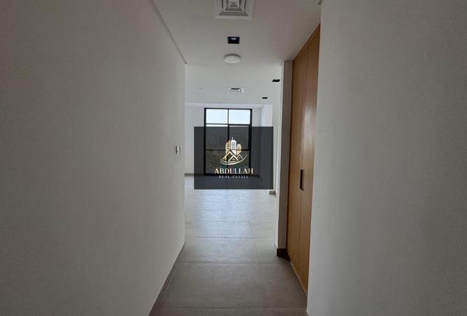 82396089 - Property Image 3