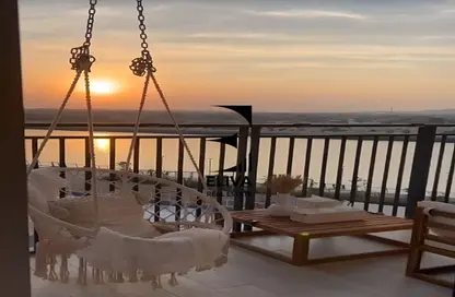 Apartment - 2 Bedrooms - 2 Bathrooms for rent in Waters Edge - Yas Island - Abu Dhabi