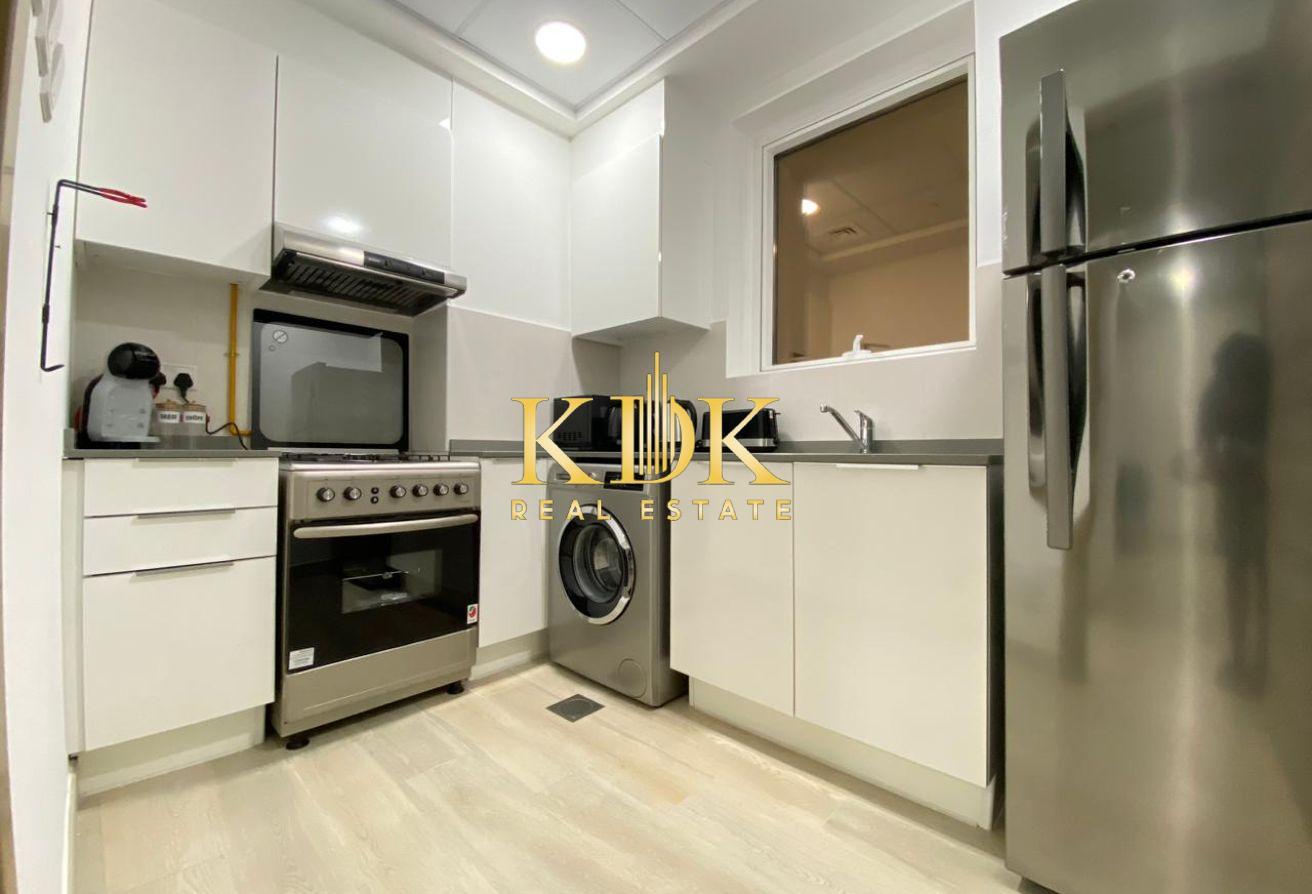 Marina View | Furnished | Spacious 1BHK photo 2