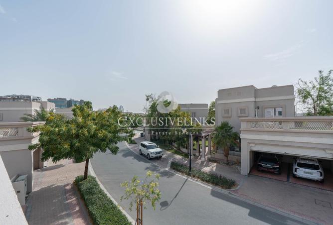 81924275 - Property Image 3