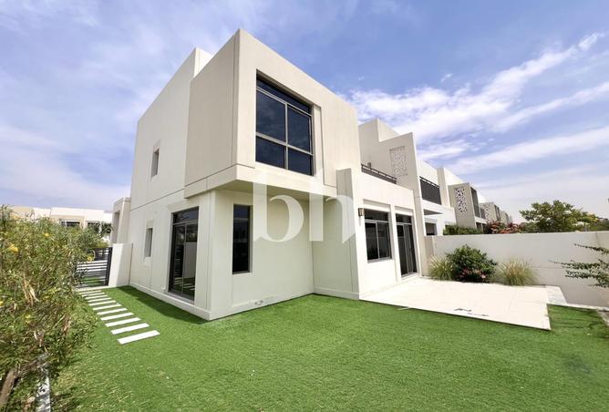 93993449 - Property Main Image