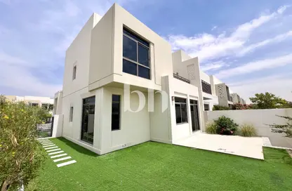 Townhouse - 4 Bedrooms - 4 Bathrooms for sale in Noor Townhouses - Town Square - Dubai
