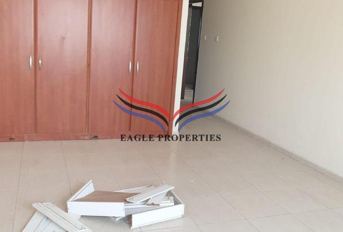 70692219 - Property Image 3