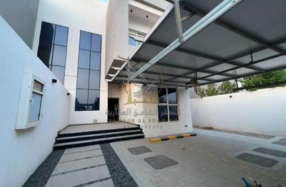 Villa - 3 Bedrooms - 5 Bathrooms for rent in Al Ghafia - Al Riqqa - Sharjah