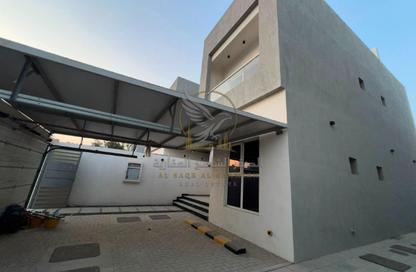 Villa - 3 Bedrooms - 5 Bathrooms for rent in Al Ghafia - Al Riqqa - Sharjah