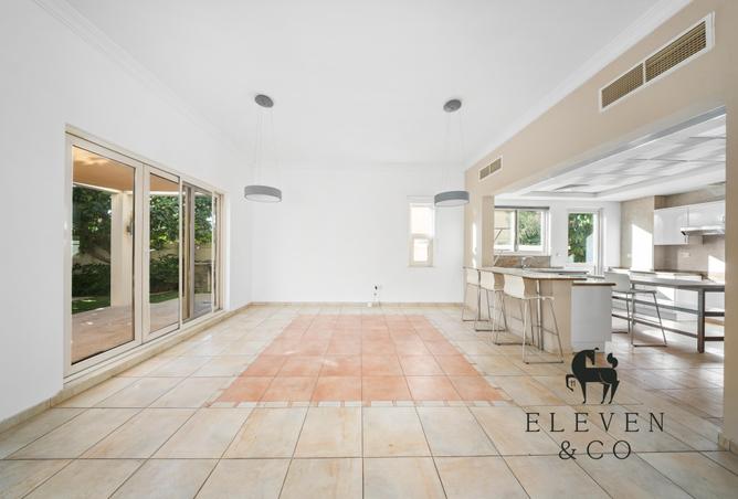 76162983 - Property Image 3