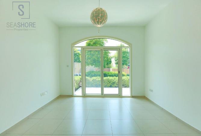 1-bed townhouse in Al Ghadeer 2 — photo 2