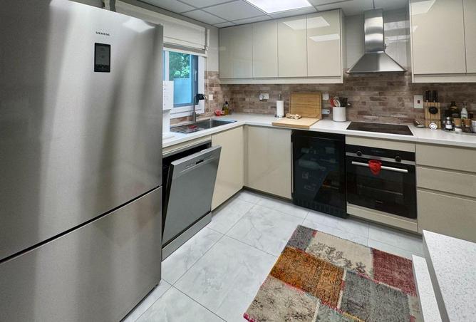 96537458 - Property Image 2