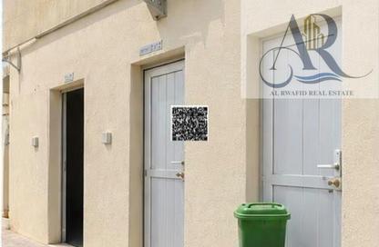 Labor Camp - Studio - 7+ for rent in Al Sajaa S - Al Sajaa - Sharjah