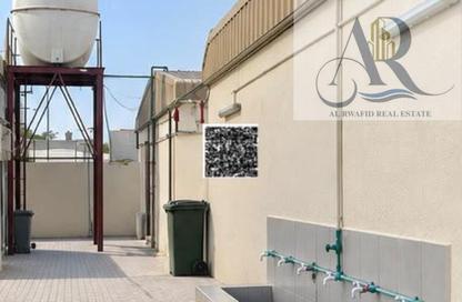 Labor Camp - Studio - 7+ for rent in Al Sajaa S - Al Sajaa - Sharjah
