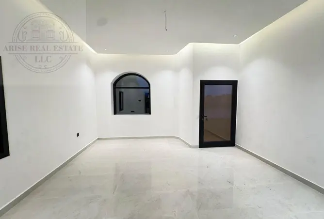 160116738 - Property Image 3