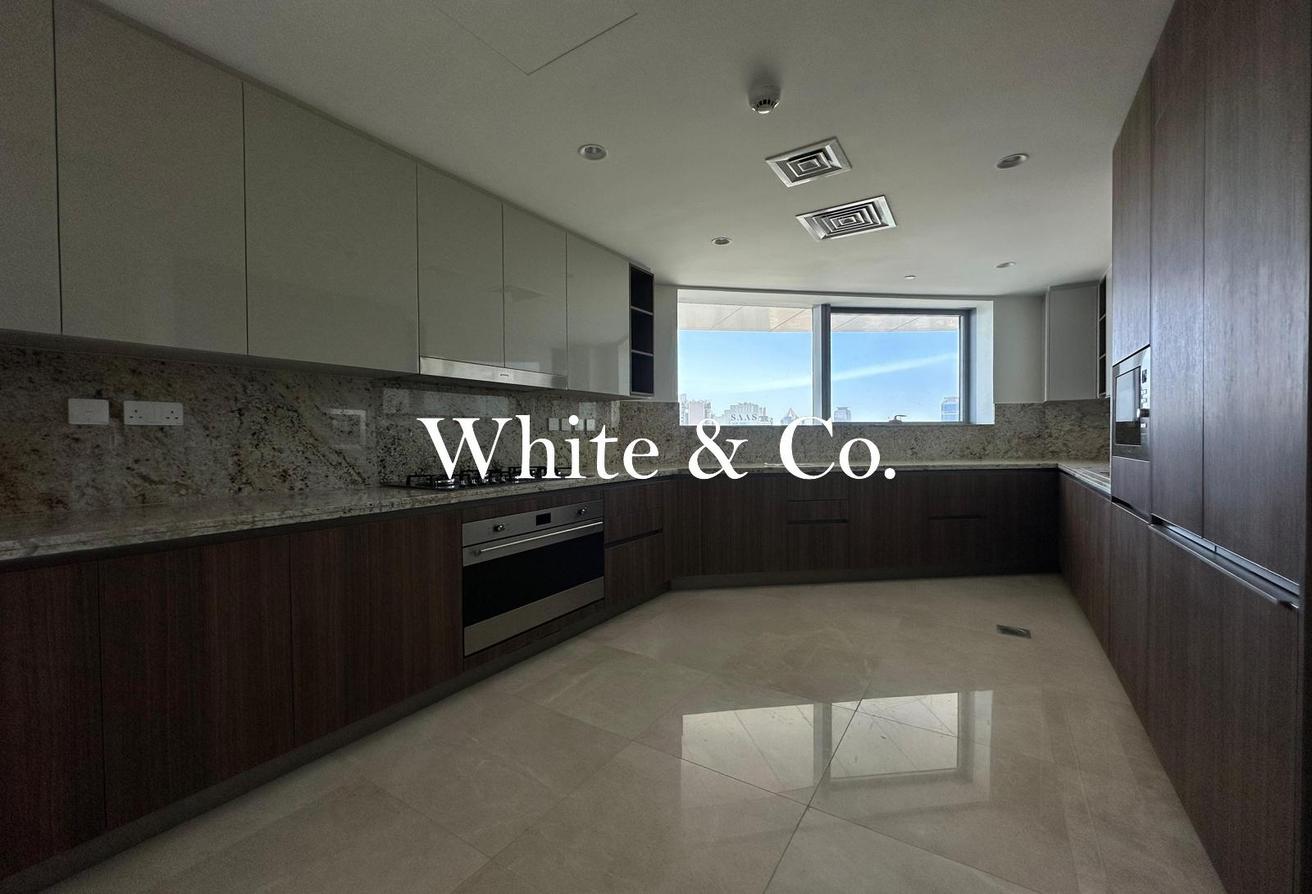 Panoramic Views | 4 Bedroom | Vacant Now photo 6