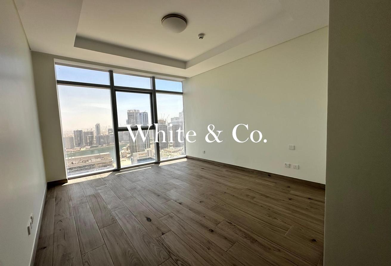 Panoramic Views | 4 Bedroom | Vacant Now photo 14