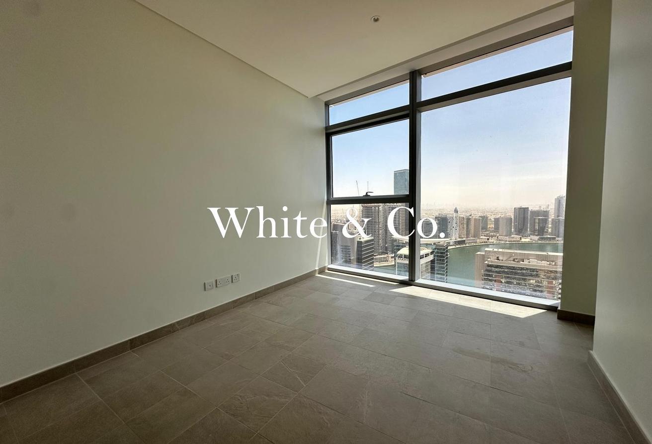 Panoramic Views | 4 Bedroom | Vacant Now photo 16
