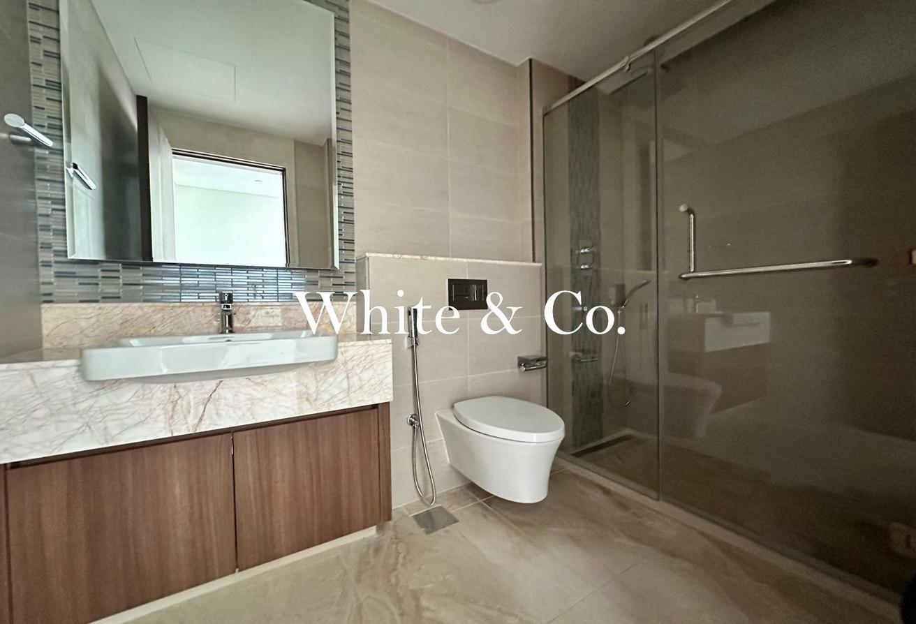 Panoramic Views | 4 Bedroom | Vacant Now photo 10