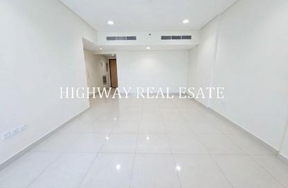 Apartment - 2 - 2 for rent in Muwaileh 3 Building - Muwaileh - Sharjah