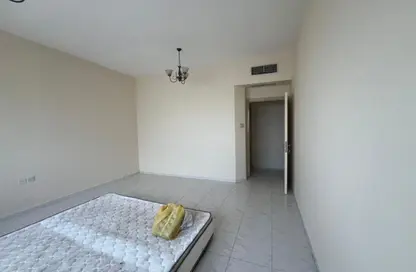 شقة - غرفة نوم - 1 حمام للايجار في شارع التعاون الجديد - التعاون - الشارقة