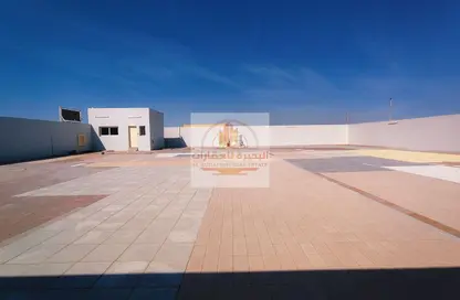 أرض - استوديو للايجار في الصجعة الصناعية - الصجعة - الشارقة