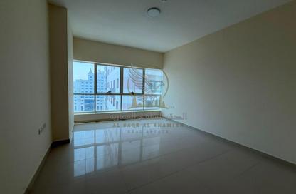 Apartment - 2 Bedrooms - 3 Bathrooms for rent in Al Owais Building - Al Khan - Sharjah Apartment - 2 Bedrooms - 3 Bathrooms for rent in Al Owais Building - Al Khan - Sharjah