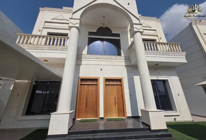 161861213 - Property Image 2