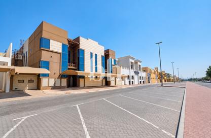 Villa - 4 - 5 for rent in Al Barsha 2 Villas - Al Barsha 2 - Al Barsha - Dubai