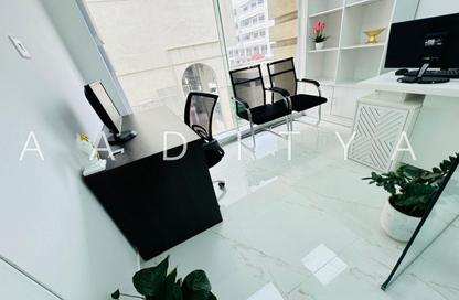 Office Space - Studio - 1 Bathroom for rent in Reem Residency - Al Karama - Dubai