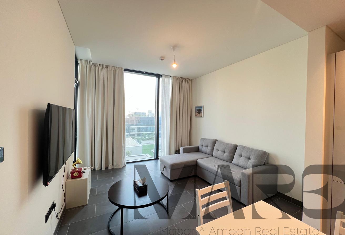 Furnished | Swimming Pool View | Mid Floor photo 6