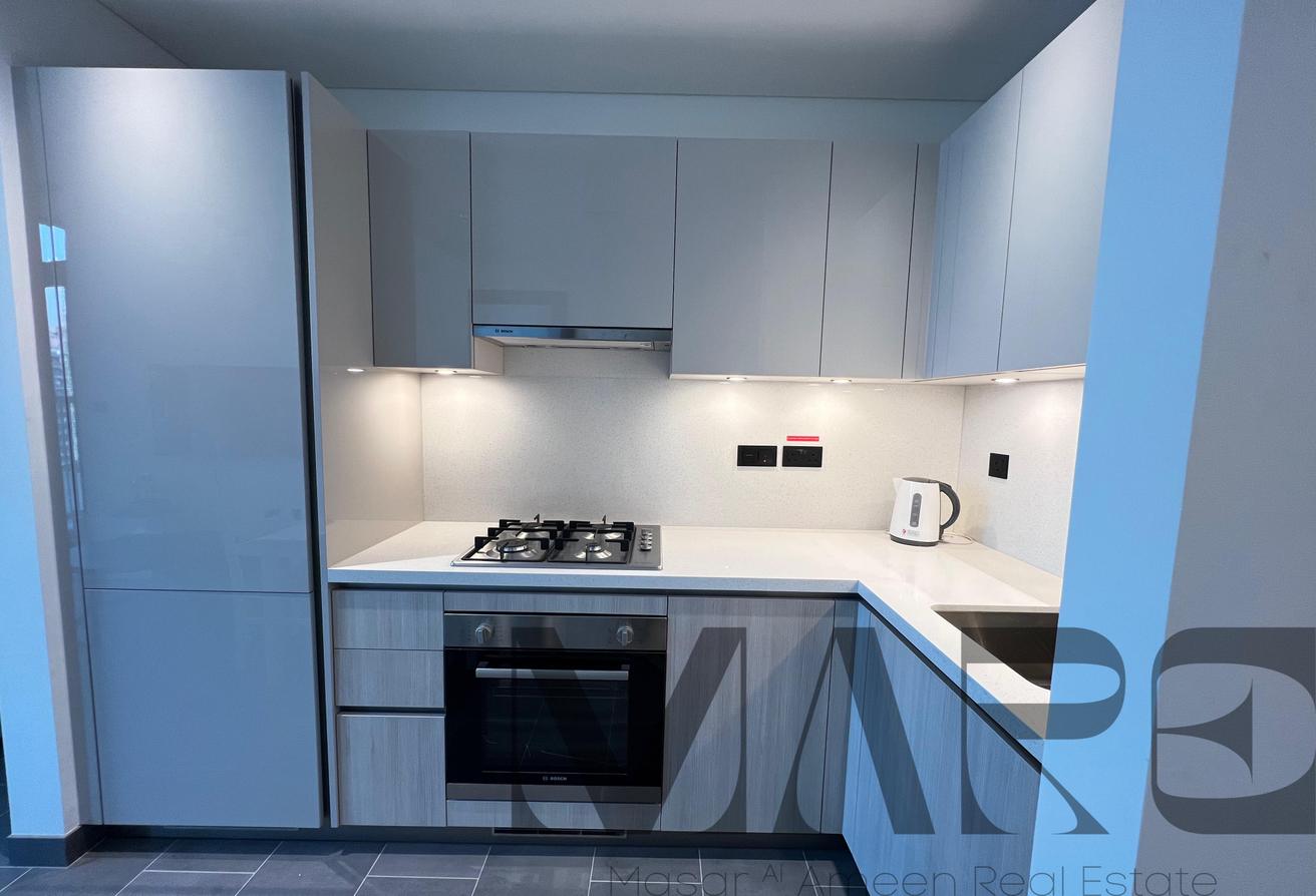 Furnished | Swimming Pool View | Mid Floor photo 11