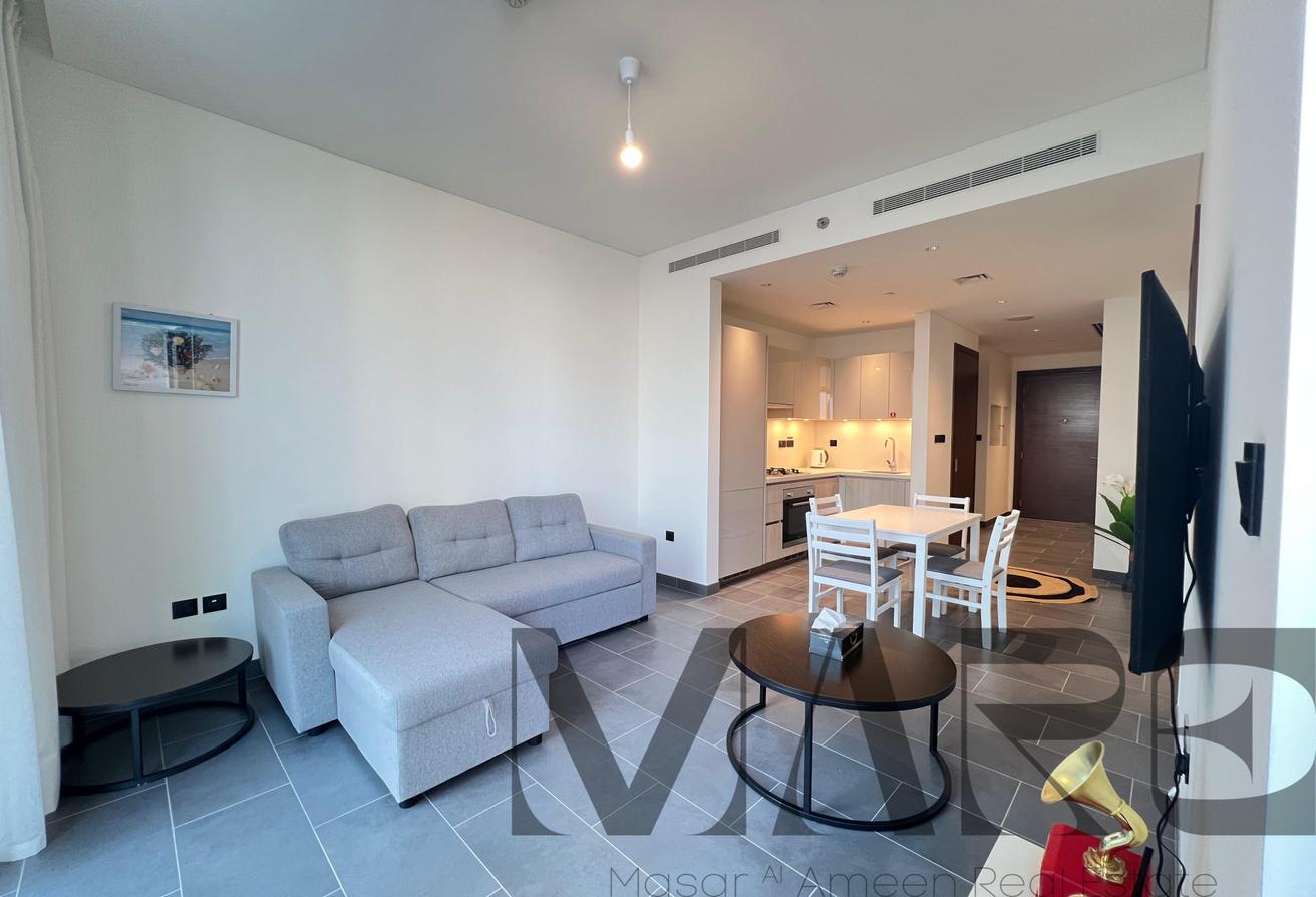Furnished | Swimming Pool View | Mid Floor photo 7