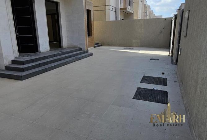 85303907 - Property Image 2