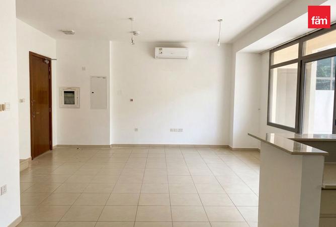 129765155 - Property Image 3