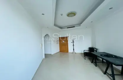 النزل و الشقق الفندقية - غرفة نوم - 2 حمامات للايجار في فندق الحمرا بالاس - قرية الحمرا - رأس الخيمة