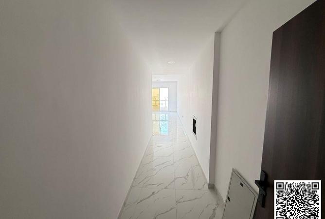 102343271 - Property Image 2