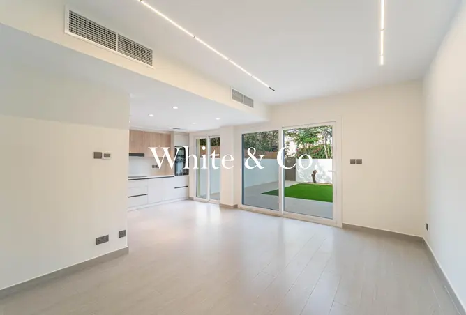 156091228 - Property Image 2