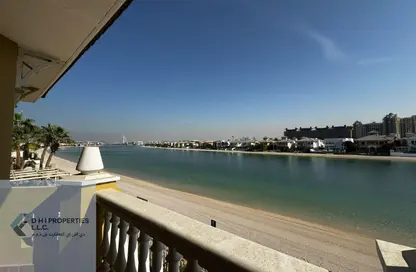 Villa - 5 Bedrooms - 6 Bathrooms for rent in Garden Homes Frond C - Garden Homes - Palm Jumeirah - Dubai