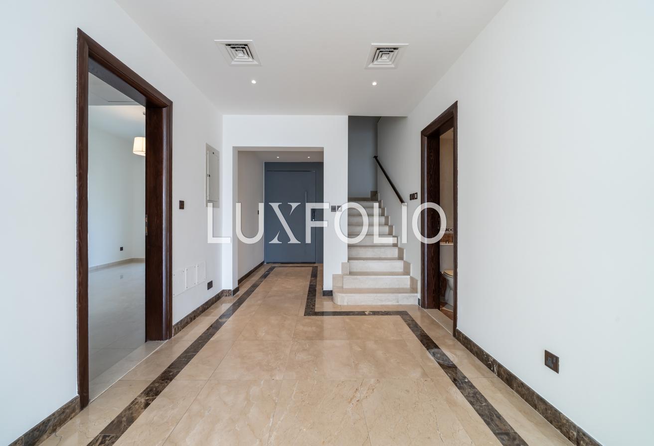 Remodelled Type 7 | Lake view | Outdoor maids photo 13