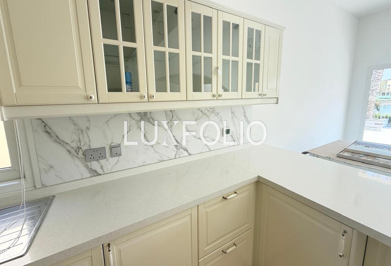 Remodelled Type 7 | Lake view | Outdoor maids photo 10