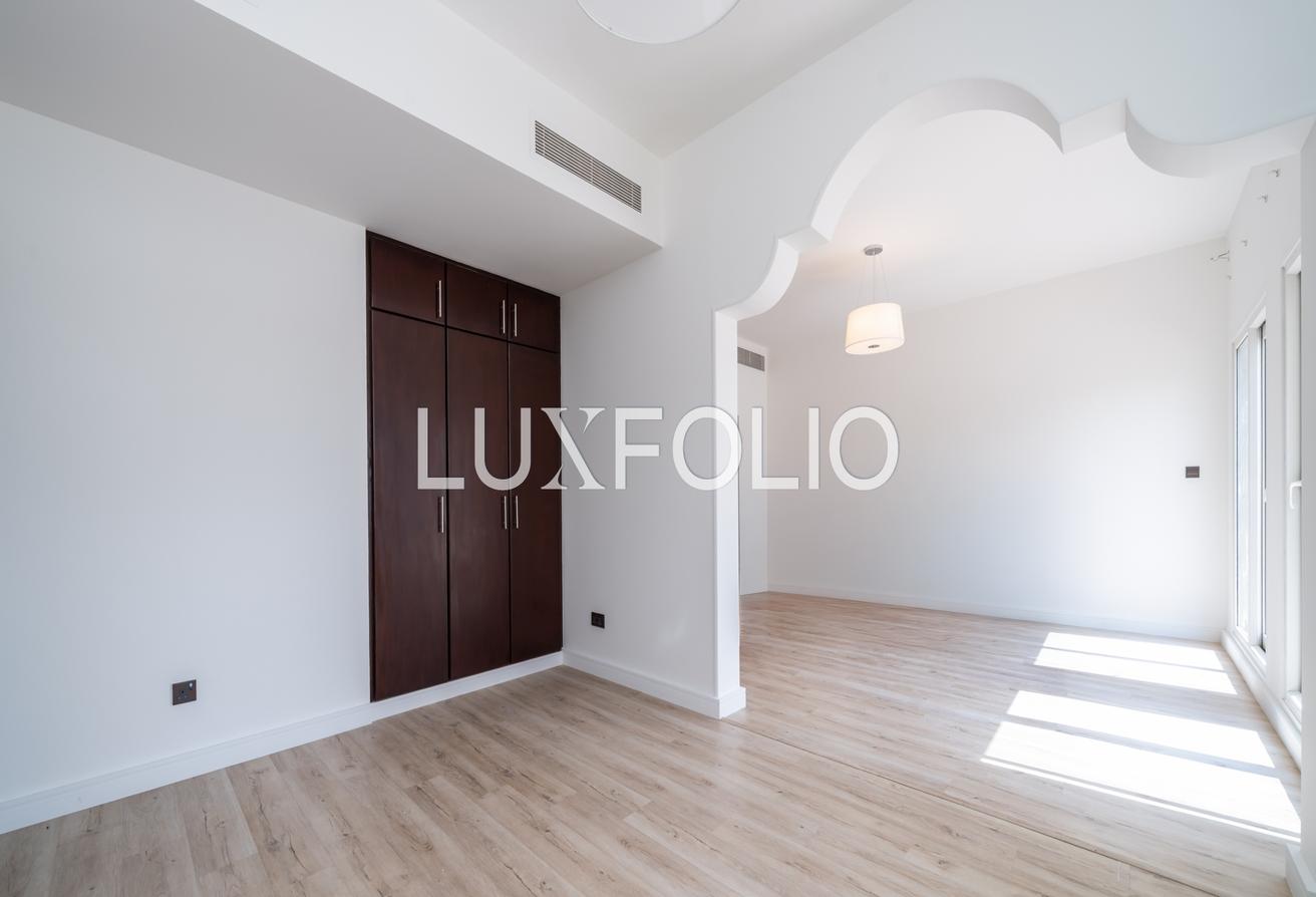 Remodelled Type 7 | Lake view | Outdoor maids photo 15