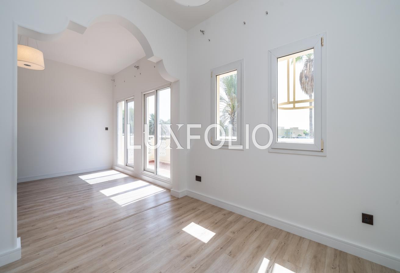 Remodelled Type 7 | Lake view | Outdoor maids photo 16