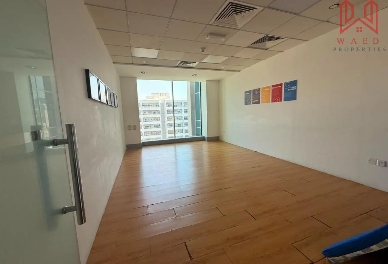 105111829 - Property Main Image